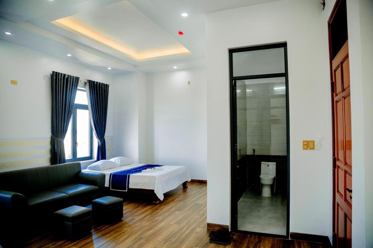 Chau Ngoc Vien Hotel - Bien My Khe - Куанг Нгай Екстериор снимка