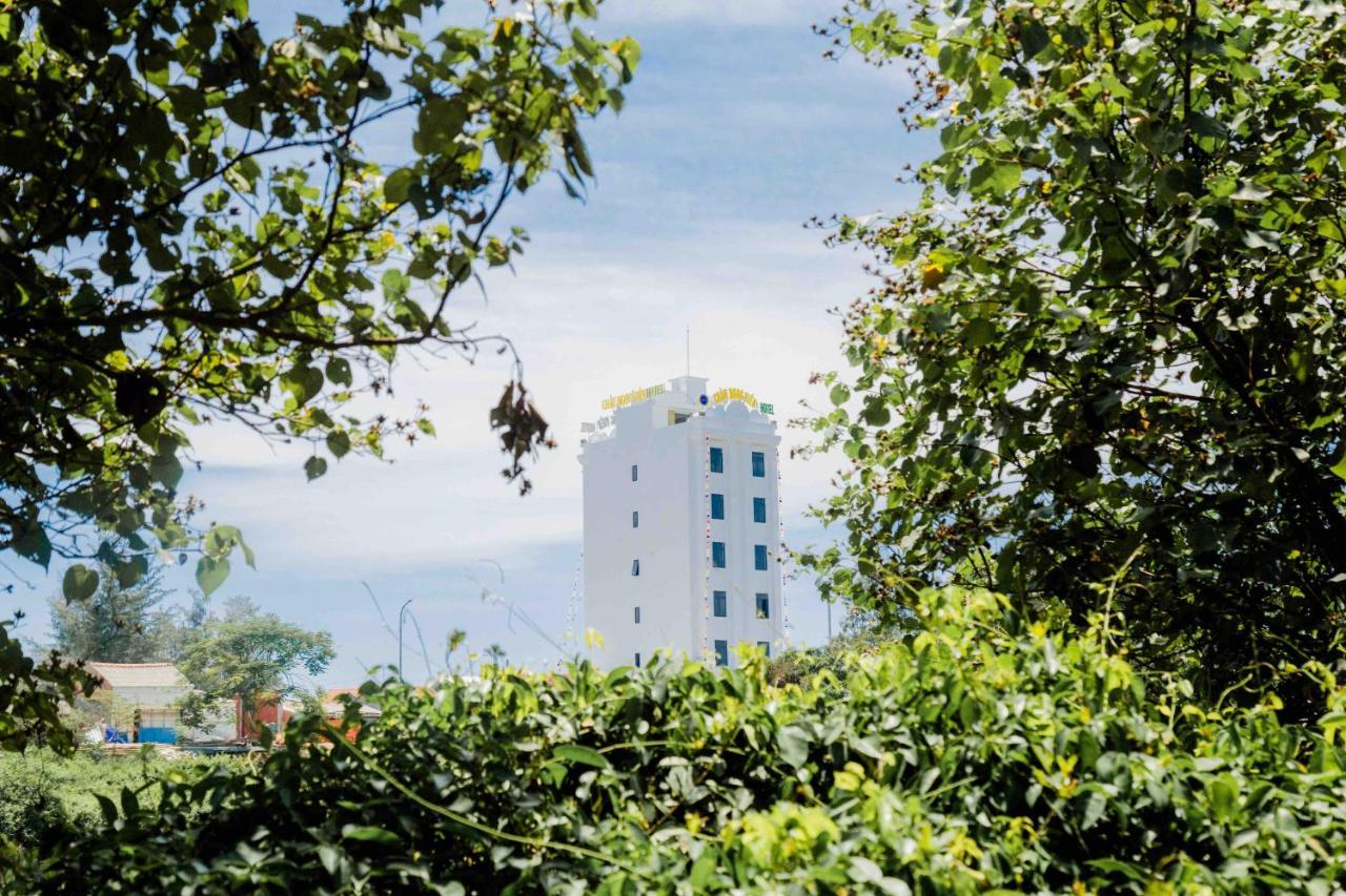 Chau Ngoc Vien Hotel - Bien My Khe - Куанг Нгай Екстериор снимка
