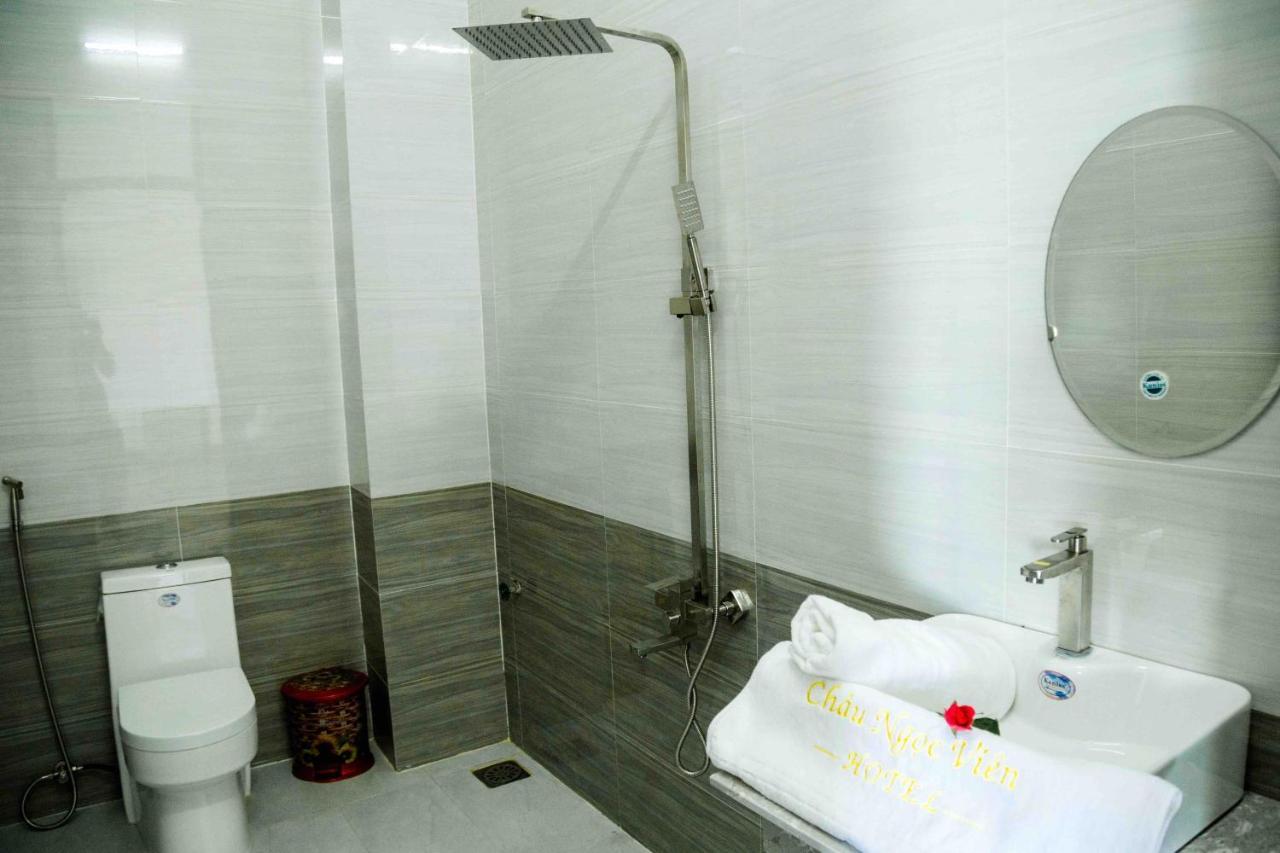 Chau Ngoc Vien Hotel - Bien My Khe - Куанг Нгай Екстериор снимка